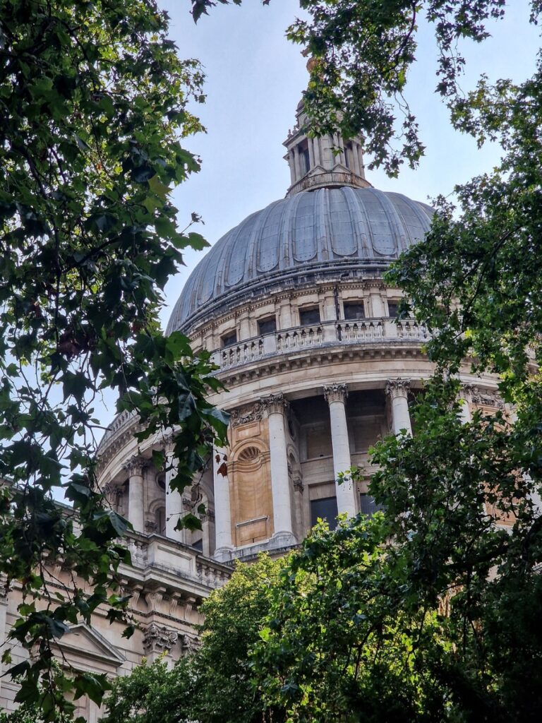 st pauls cathedral in london