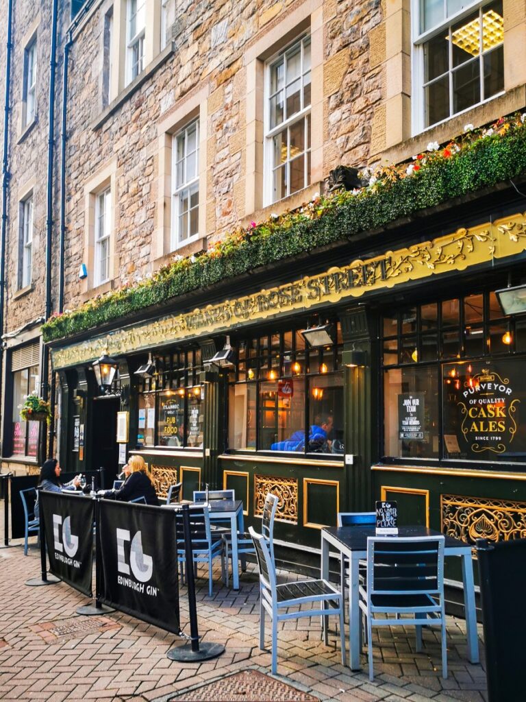rose street in edinburgh