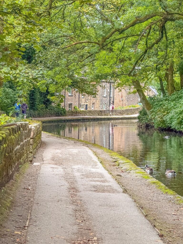 uppermill canal walk