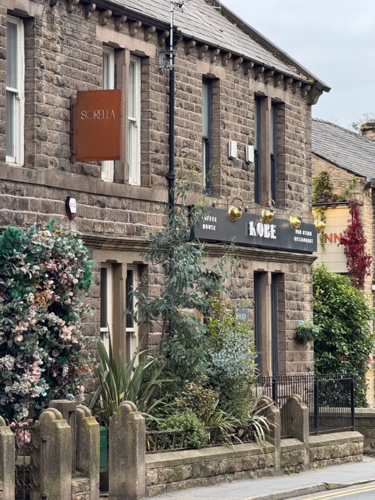 uppermill in greater manchester